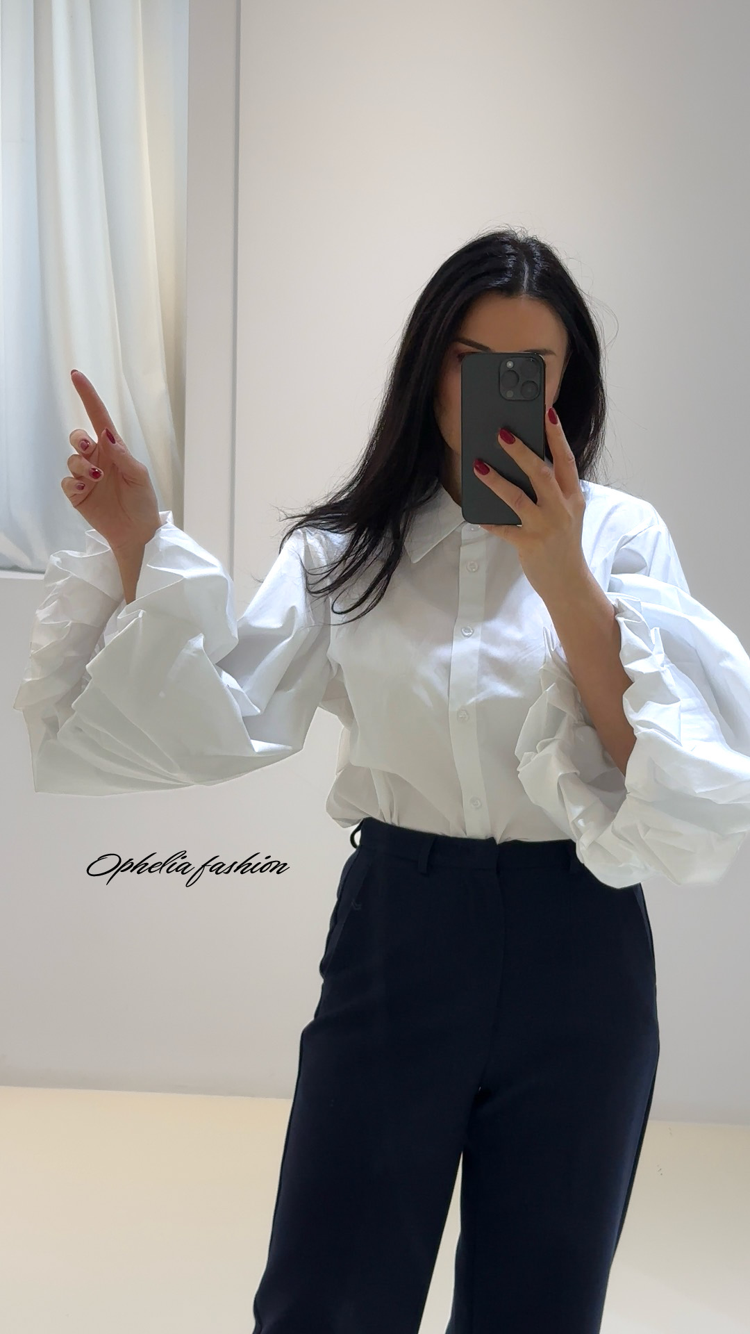 Λευκό Πουκάμισο με Εντυπωσιακά Μανίκια - Image 3